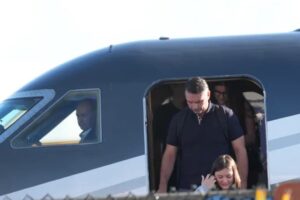 Bolsonaro’s Miami Escape: The Art of Losing an Election and Claiming the Throne